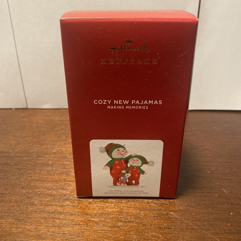 2021 Hallmark‎ Keepsake Cozy New Pajamas Snowmen Christmas Holiday Ornament